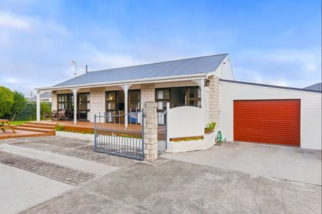 Photo of property in 48a George Street, Levin, 5510