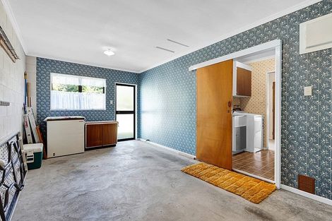 Photo of property in 98c Govett Avenue, Frankleigh Park, New Plymouth, 4310