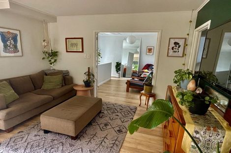 Photo of property in 2/24 Lauderdale Road, Birkdale, Auckland, 0626