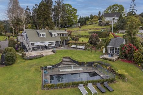 Photo of property in 2 Brenton Place, Whangamata, 3691