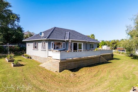 Photo of property in 15 Ash Grove, Maungaturoto, 0520