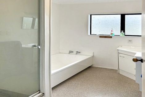 Photo of property in 187 Main Street, Greytown, 5712