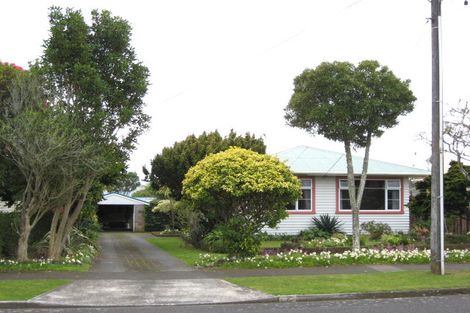 Photo of property in 7 Turakina Street, Merrilands, New Plymouth, 4312