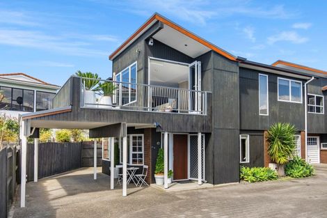 Photo of property in 23b Beach Road, Otumoetai, Tauranga, 3110