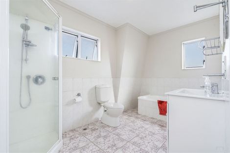 Photo of property in 51 Nielsen Gardens, Rototuna, Hamilton, 3210