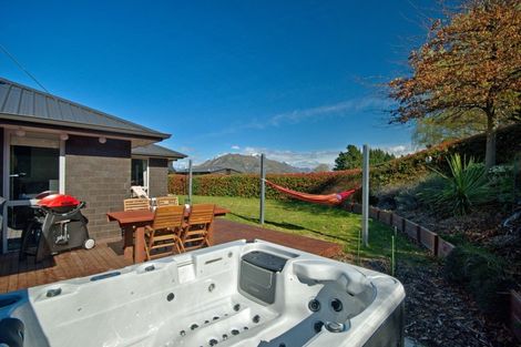 Photo of property in 7 Cotswold Court, Lower Shotover, Queenstown, 9304
