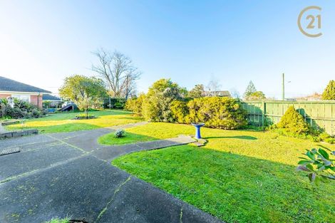 Photo of property in 2 Boundary Road, Opaheke, Papakura, 2113