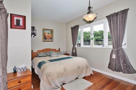 Photo of property in 28 Sarsfield Street, Southbridge, 7602