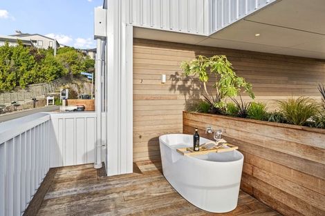 Photo of property in 13 Saint Remy Lane, Redcliffs, Christchurch, 8081