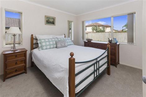 Photo of property in 12 Carousel Crescent, East Tamaki Heights, Auckland, 2016