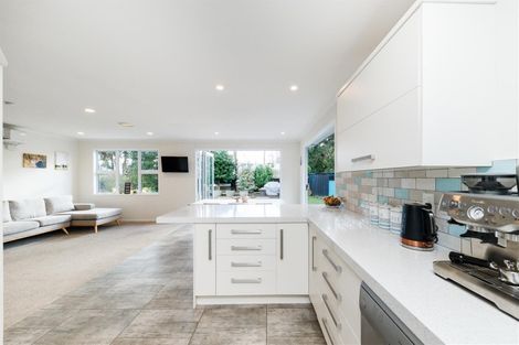 Photo of property in 6 Just Place, West End, Palmerston North, 4410