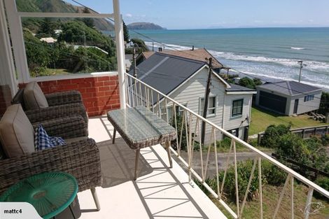 Photo of property in 14 The Parade, Paekakariki, 5034