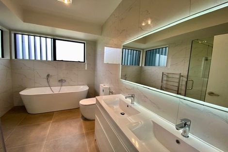 Photo of property in 2a Longshore Drive, Long Bay, Auckland, 0630