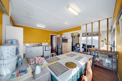 Photo of property in 8 Plumley Crescent, Mangere, Auckland, 2022