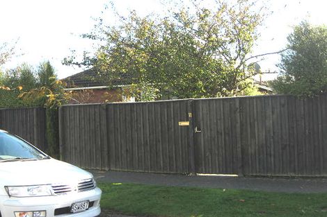 Photo of property in 11 Newall Avenue, Bryndwr, Christchurch, 8052