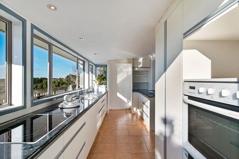 Photo of property in 233 Point View Drive, Dannemora, Auckland, 2016