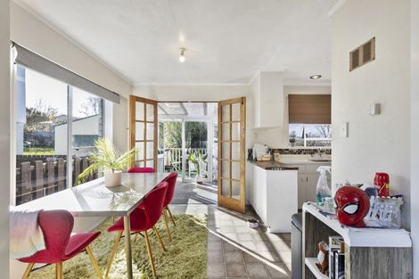 Photo of property in 11 Pirinoa Street, Feilding, 4702