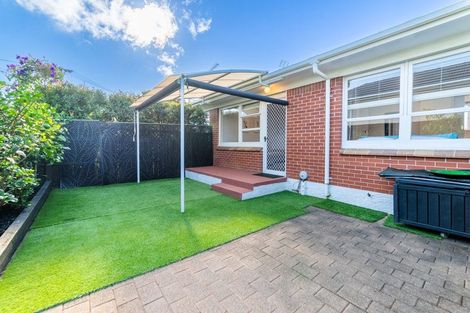 Photo of property in 2/14 Waterloo Road, Milford, Auckland, 0620