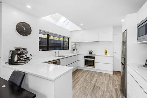 Photo of property in 2/22 Snowdon Road, Fendalton, Christchurch, 8052