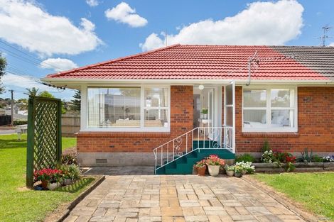 Photo of property in 1/13 Creamer Avenue, Belmont, Auckland, 0622