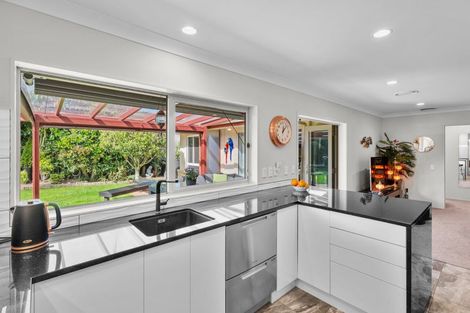 Photo of property in 7 Nypa Way, Somerville, Auckland, 2014