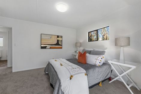 Photo of property in 12a Croydon Road, New Lynn, Auckland, 0600