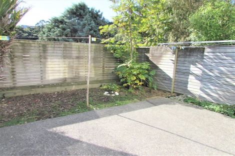 Photo of property in 64 Saddleback Grove, Karori, Wellington, 6012