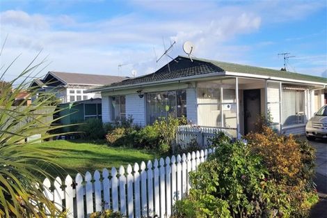 Photo of property in 1/5 Avis Avenue, Papatoetoe, Auckland, 2025