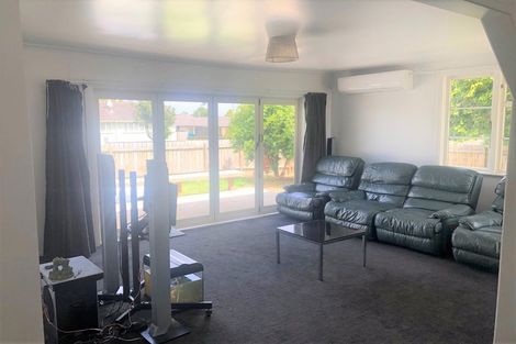 Photo of property in 2 Kenney Crescent, Fairfield, Hamilton, 3214