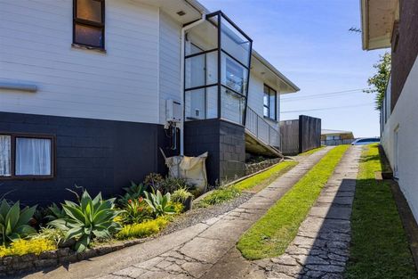 Photo of property in 28 Kingsford Street, Bell Block, New Plymouth, 4312