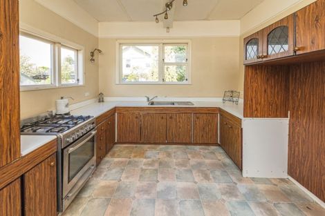 Photo of property in 8 Gonville Avenue, Gonville, Whanganui, 4501