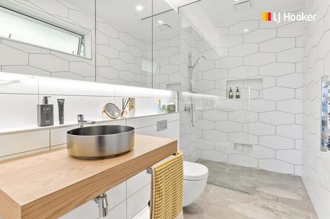 Photo of property in 47 Shandon Road, Vauxhall, Dunedin, 9013