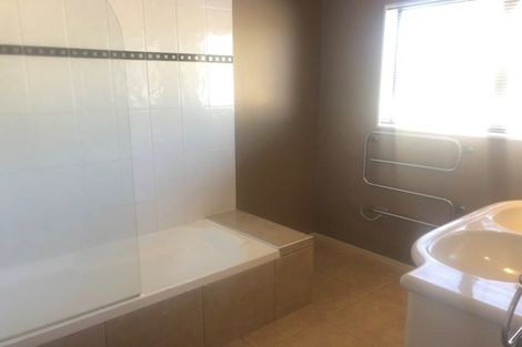 Photo of property in 49 Keepa Close, Papamoa Beach, Papamoa, 3118