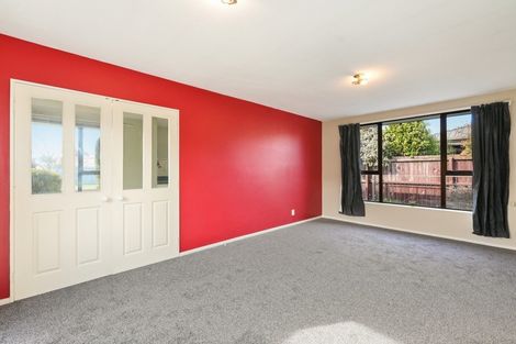 Photo of property in 2a Thistledown Place, Woolston, Christchurch, 8062