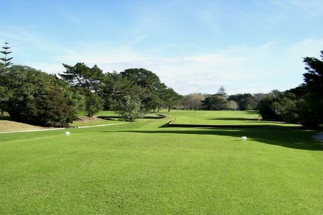 Photo of property in 1/46 Old Lake Road, Narrow Neck, Auckland, 0624