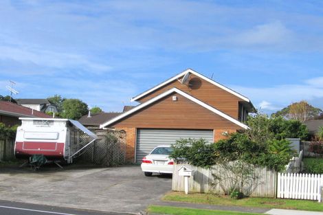 Photo of property in 2/85 Gosford Drive, Botany Downs, Auckland, 2010