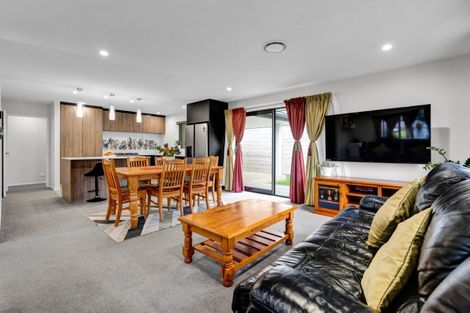Photo of property in 51 Magnolia Drive, Westown, New Plymouth, 4310
