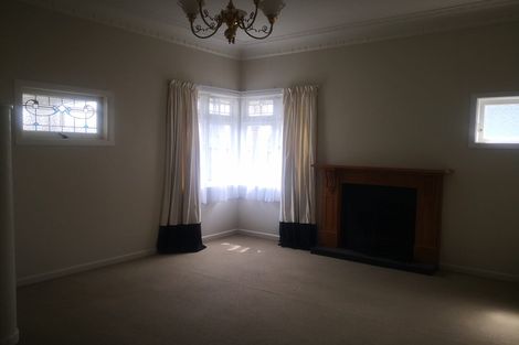 Photo of property in 1020 Great North Road, Point Chevalier, Auckland, 1022