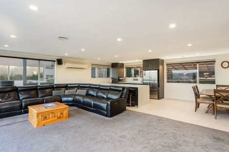 Photo of property in 28 Shandon Road, Vauxhall, Dunedin, 9013