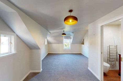 Photo of property in 15 Selwyn Terrace, Thorndon, Wellington, 6011