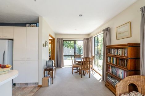 Photo of property in 2/9a Chilcombe Street, Ilam, Christchurch, 8041