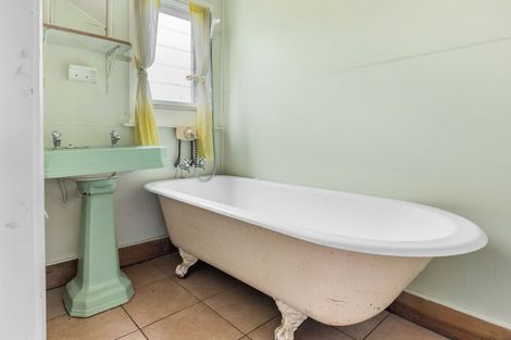 Photo of property in 8 Takamatua Valley Road, Takamatua, Akaroa, 7581