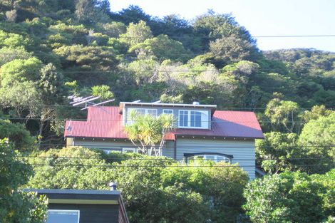 Photo of property in 277 Muritai Road, Eastbourne, Lower Hutt, 5013