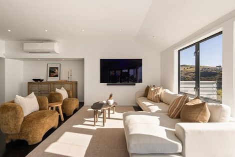 Photo of property in 82 Scarborough Road, Scarborough, Christchurch, 8081
