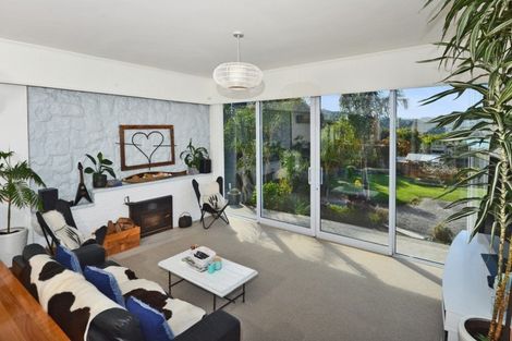 Photo of property in 10 Tahuna Place, Onerahi, Whangarei, 0110