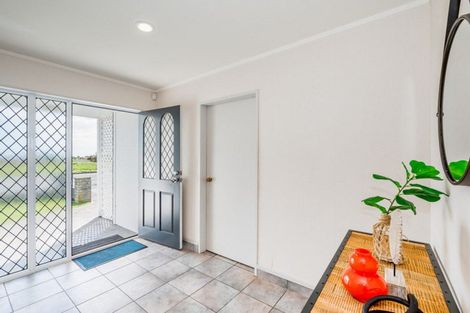 Photo of property in 300 Manly Street, Paraparaumu Beach, Paraparaumu, 5032