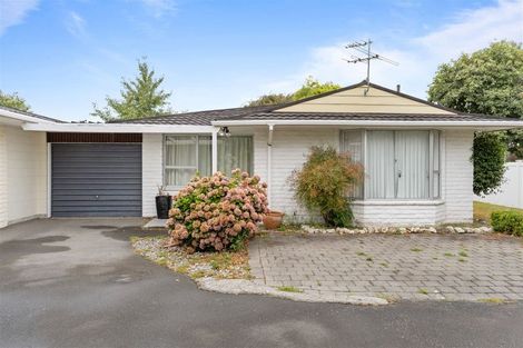 Photo of property in 1/102 Roydvale Avenue, Burnside, Christchurch, 8053