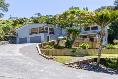 Photo of property in 2a Warner Park Avenue, Laingholm, Auckland, 0604