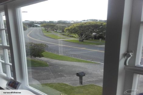 Photo of property in 199 Dowse Drive, Maungaraki, Lower Hutt, 5010