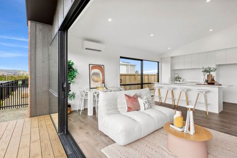 Photo of property in 20 One Haruru Street, Cambridge, 3493